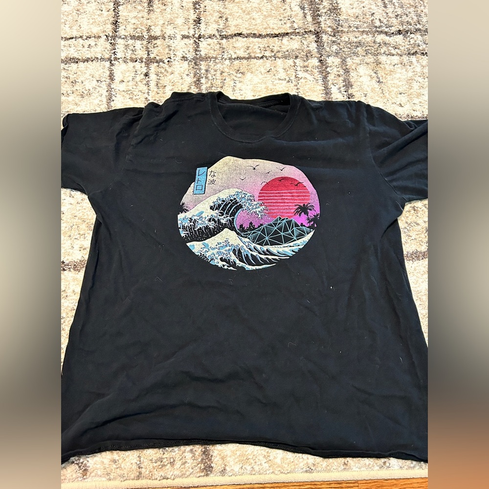 Black Graphic tee